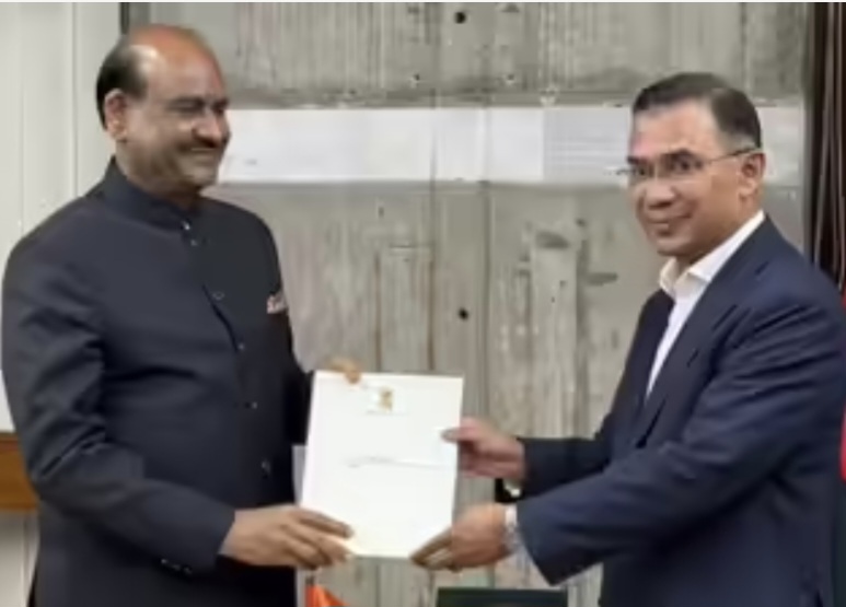 बांग्लादेश में सत्ता परिवर्तन: व्यापारिक रिश्तों को नई दिशा?