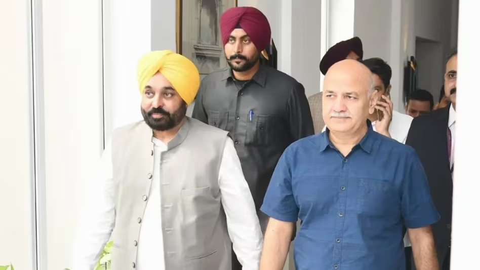 सीएम भगवंत मान से अस्पताल में मिले सिसोदिया, सेहत में सुधार