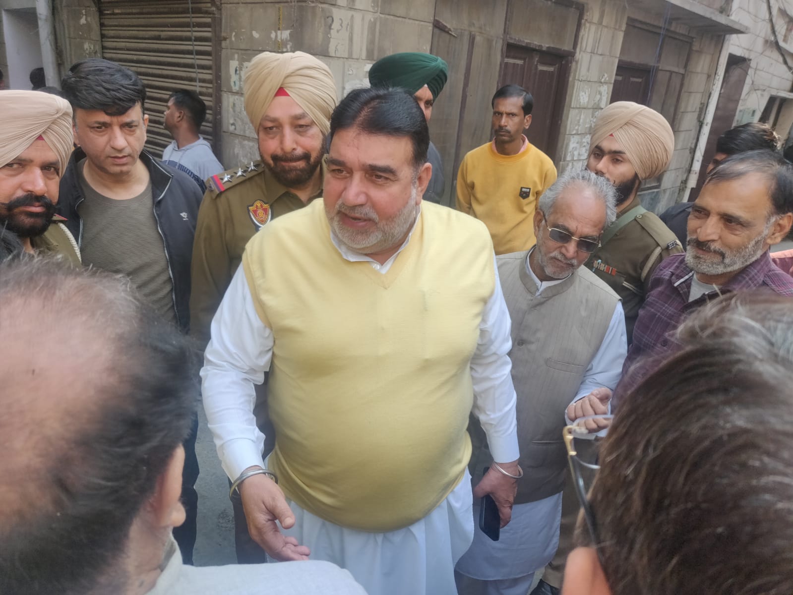 बंदिया मुहल्ला में एक घर में लगी आग, एक की मौत