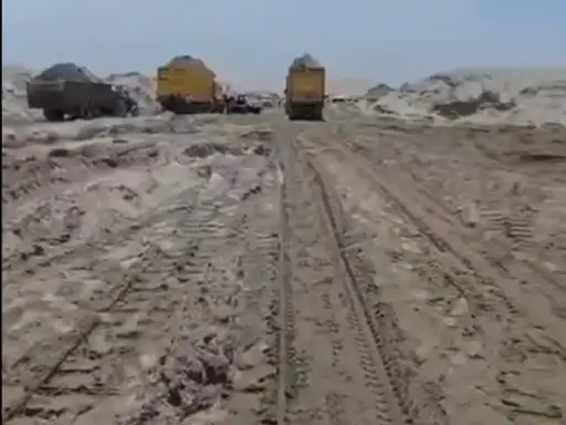 लुधियाना में अवैध माइनिंग को लेकर विवाद, माफिया ने दरिया में बांध बना रोका पानी, मशीनों से निकाल रहे रेत