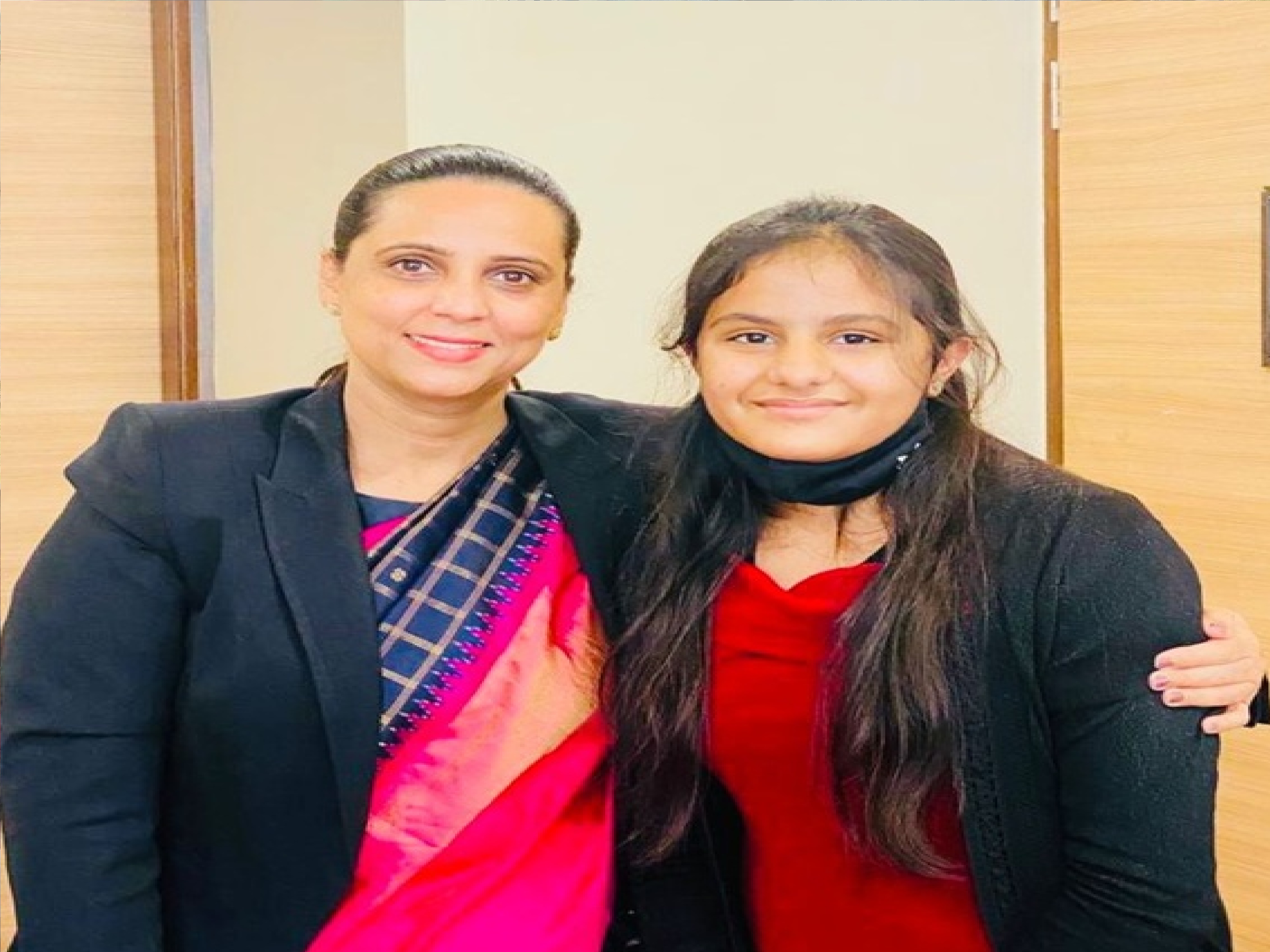 दोआबा पब्लिक स्कूल पारोवाल के विद्यार्थियों ने 10वीं कक्षा के परिणाम में मारी बाजी