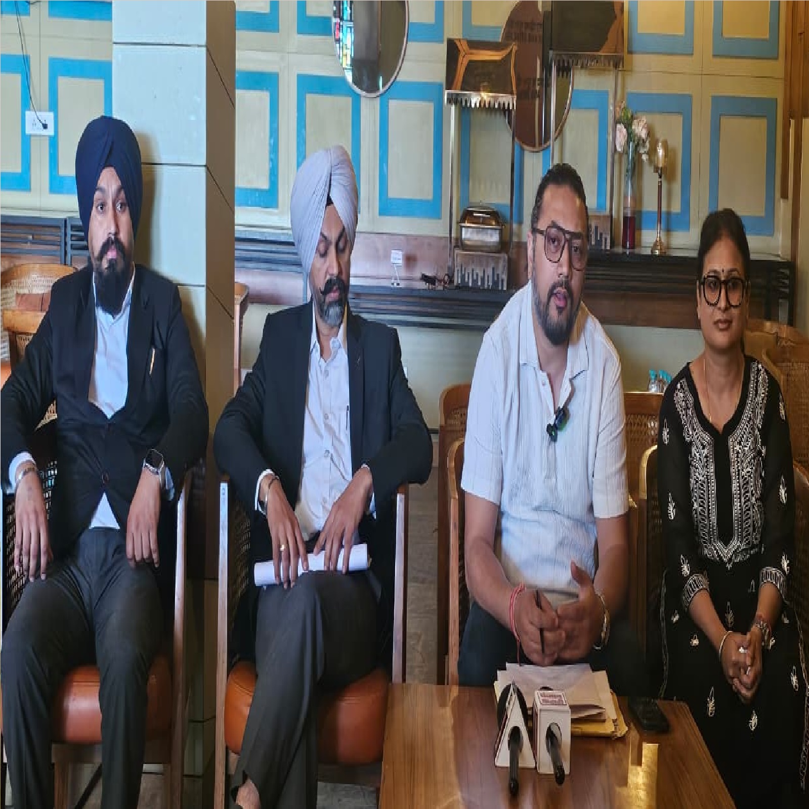 जीरकपुर में साइबर ठगी गिरोह का पर्दाफाश, 10 आरोपी गिरफ्तार