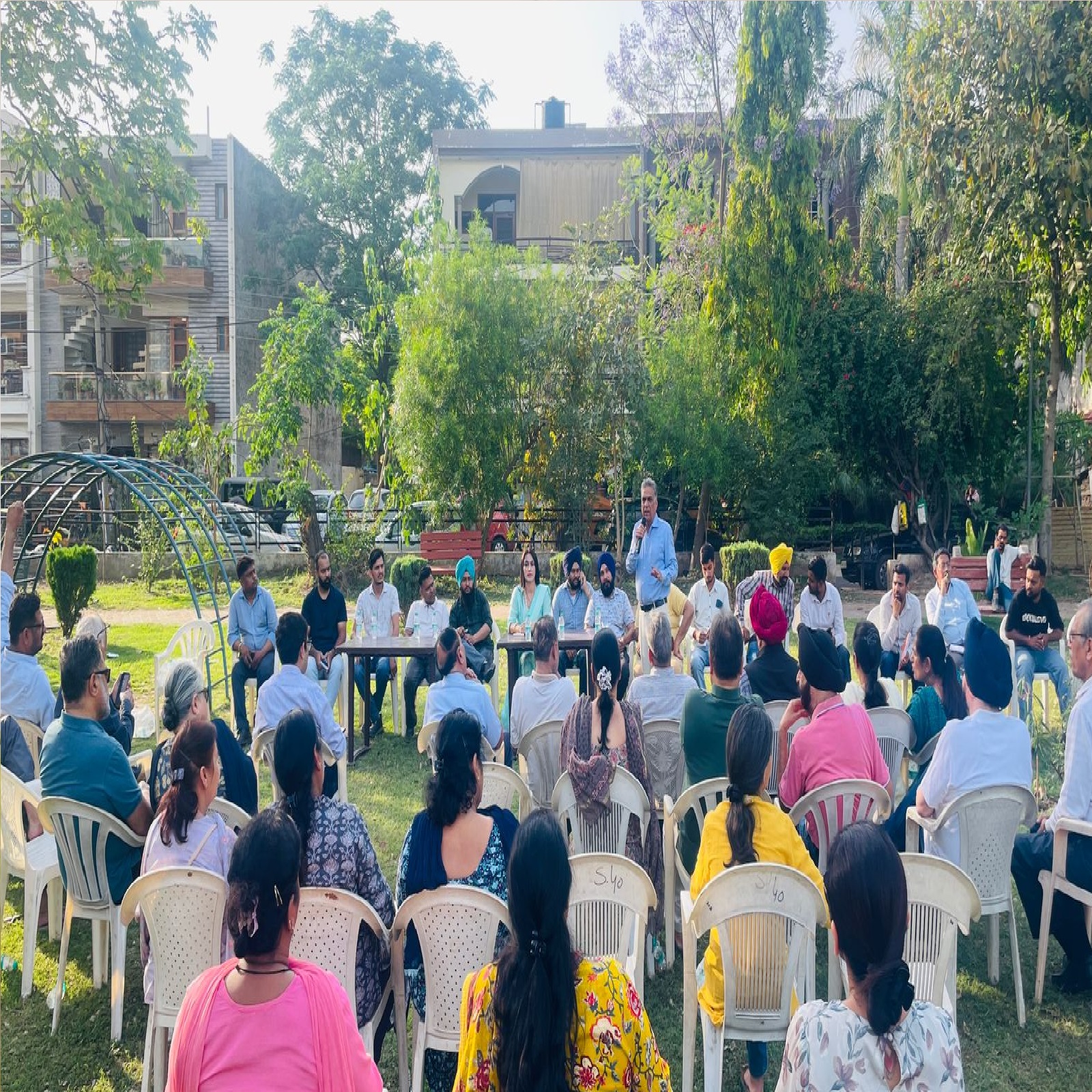 पार्षद गुरबक्श रावत पहुंचीं जनता के द्वार, ऑन-द-स्पॉट समाधान से जीता भरोसा