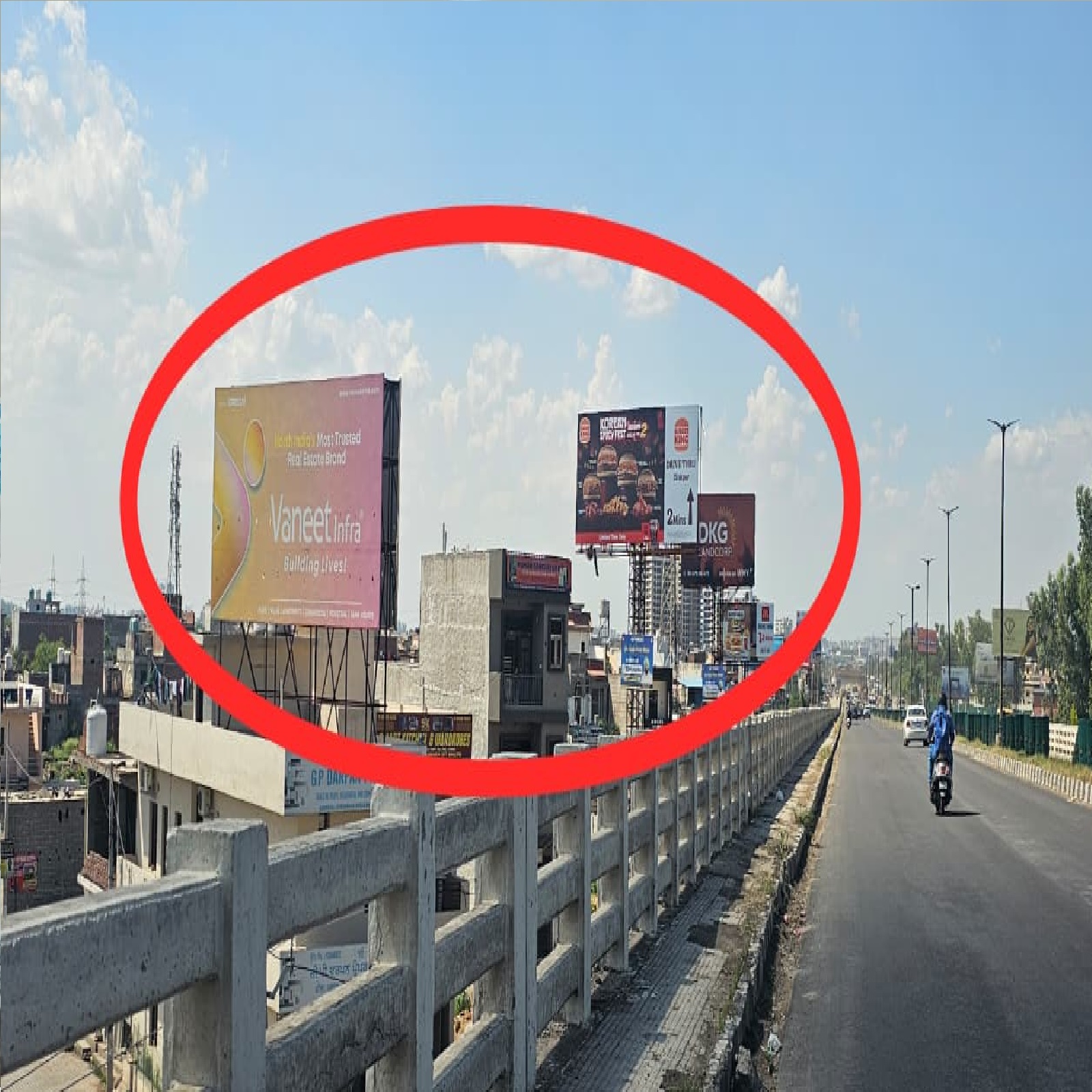 ज़ीरकपुर में अवैध होर्डिंग्स पर हाईकोर्ट सख्त, तुरंत हटाने के आदेश