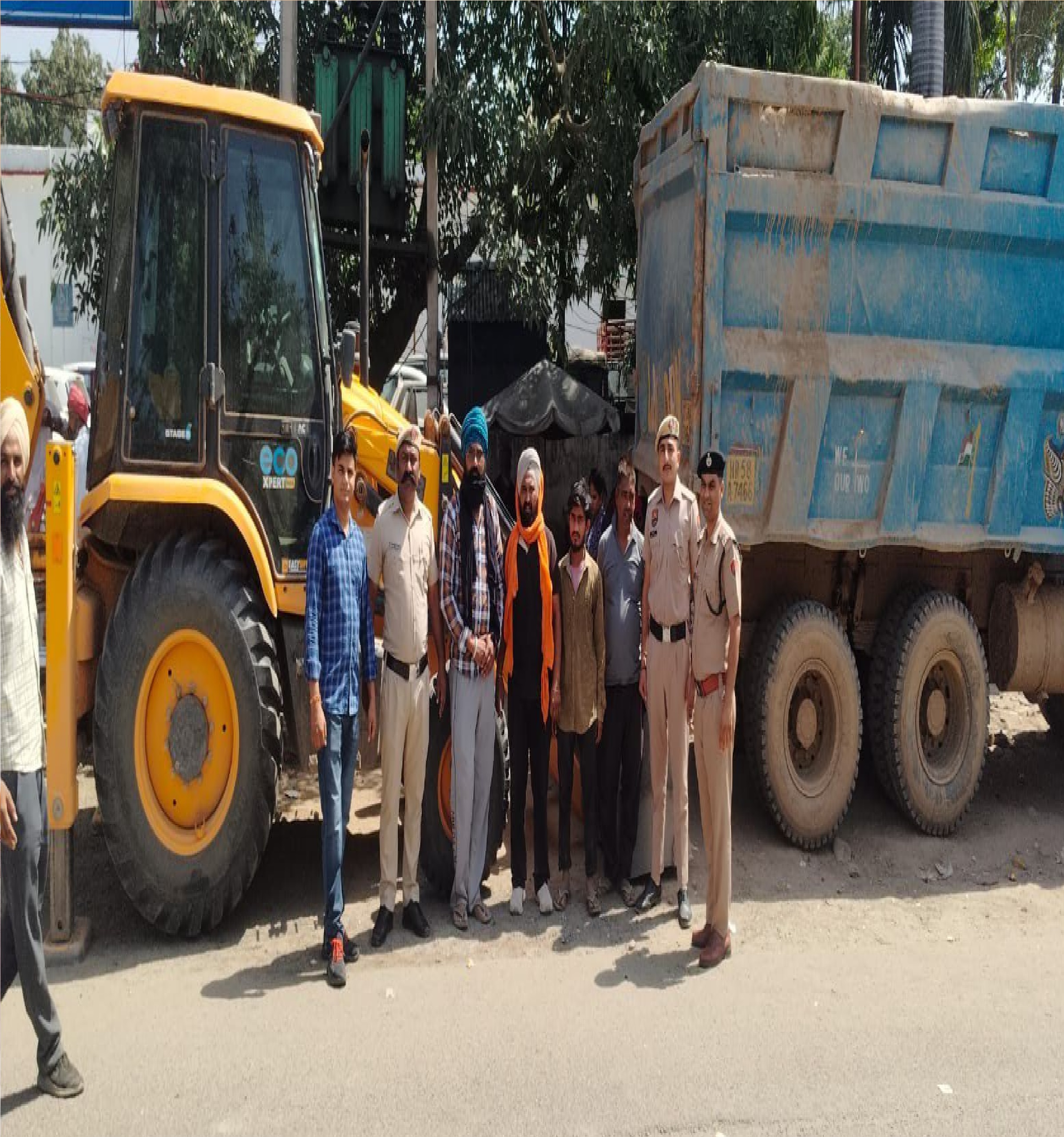 पिंजौर में अवैध खनन पर पुलिस का ताबड़तोड़ एक्शन: ज्वाइंट ऑपरेशन में 3 जेसीबी और 1 टिप्पर जब्त