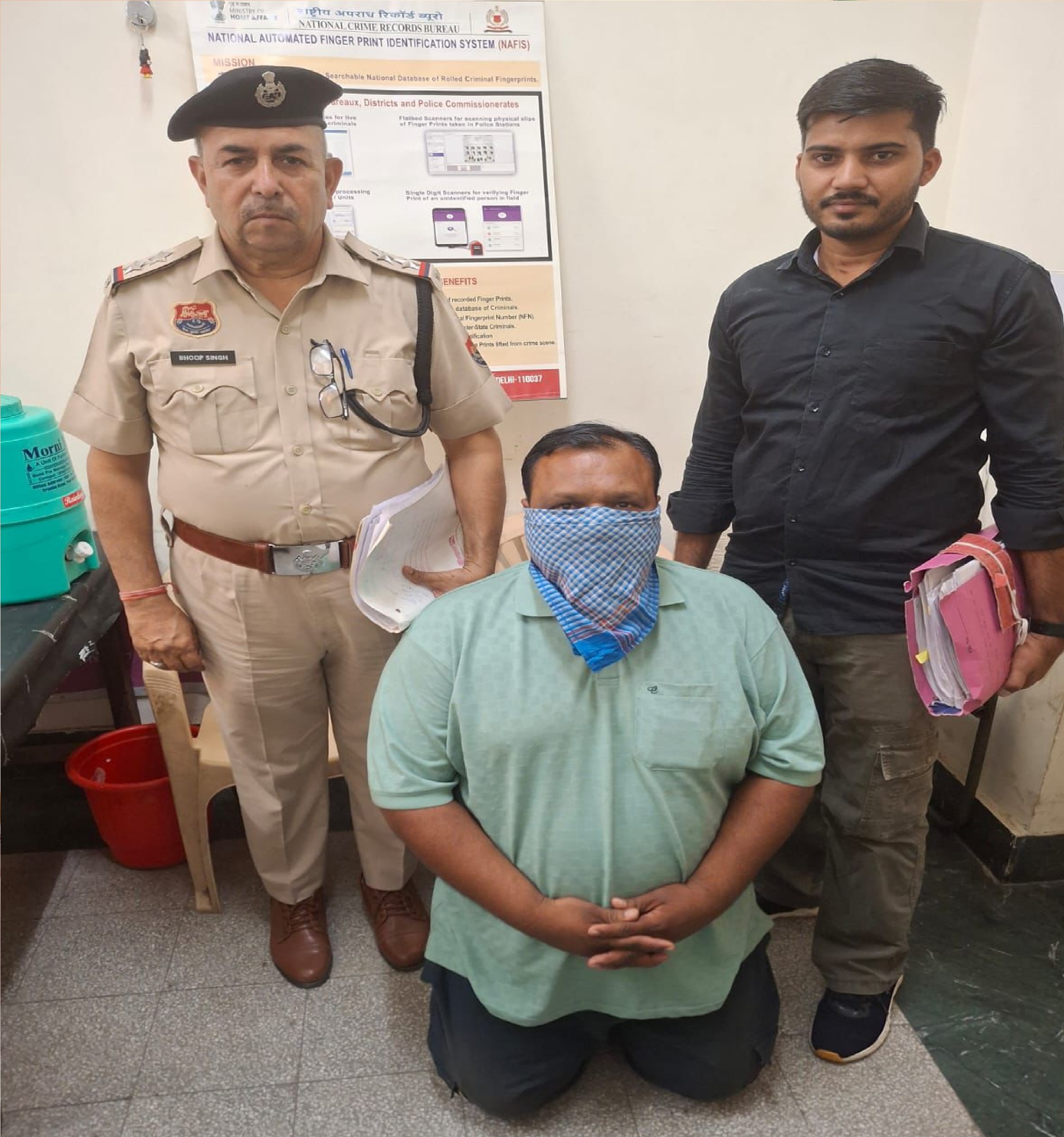 शेयर मार्केट में मोटे मुनाफे का झांसा देकर 1.75 करोड़ के साइबर फ्रॉड में 2 आरोपी और गिरफ्तार, अब तक कुल 17 आरोपी गिरफ्तार