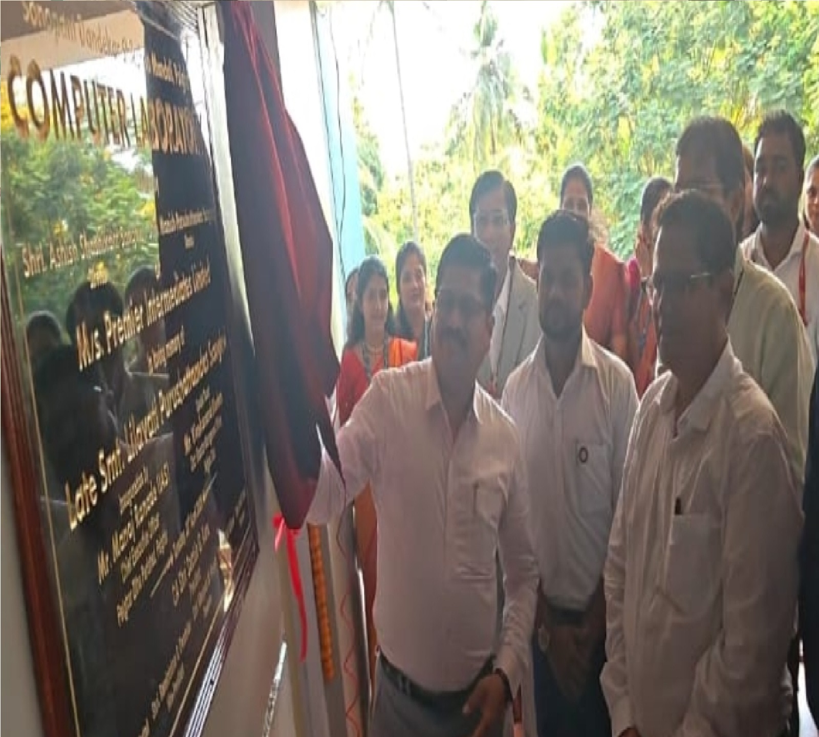 सोनोपंत दांडेकर महाविद्यालय मे संगणक प्रयोगशाला का उद्घाटन सम्पन्न।
