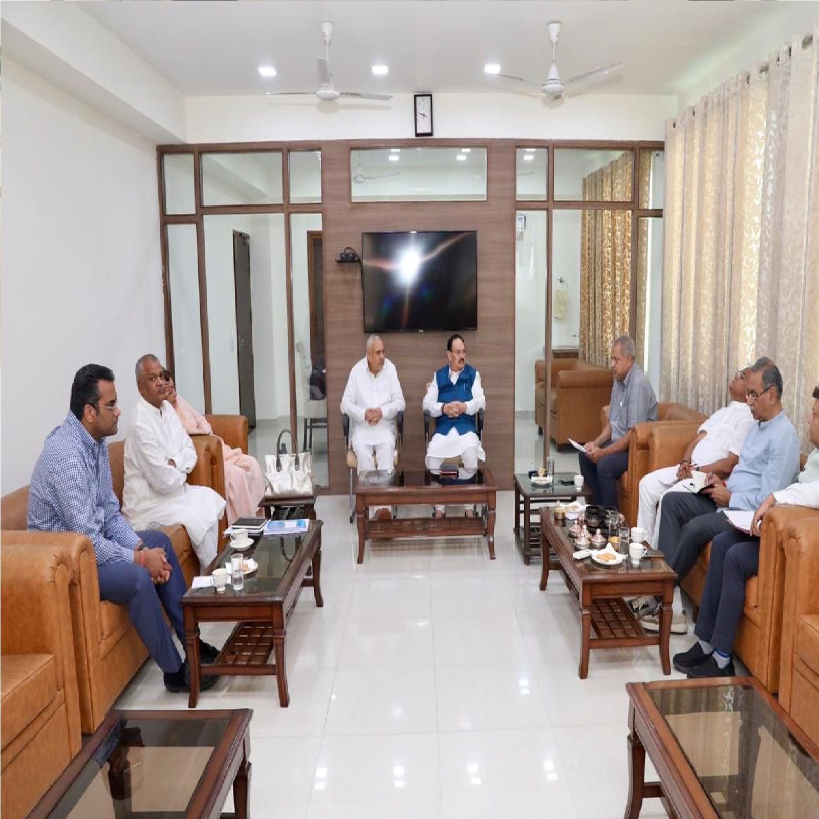 चंडीगढ़ भाजपा कोर कमेटी की बैठक में संगठनात्मक मजबूती और नगर निगम चुनाव रणनीति पर गहन मंथन