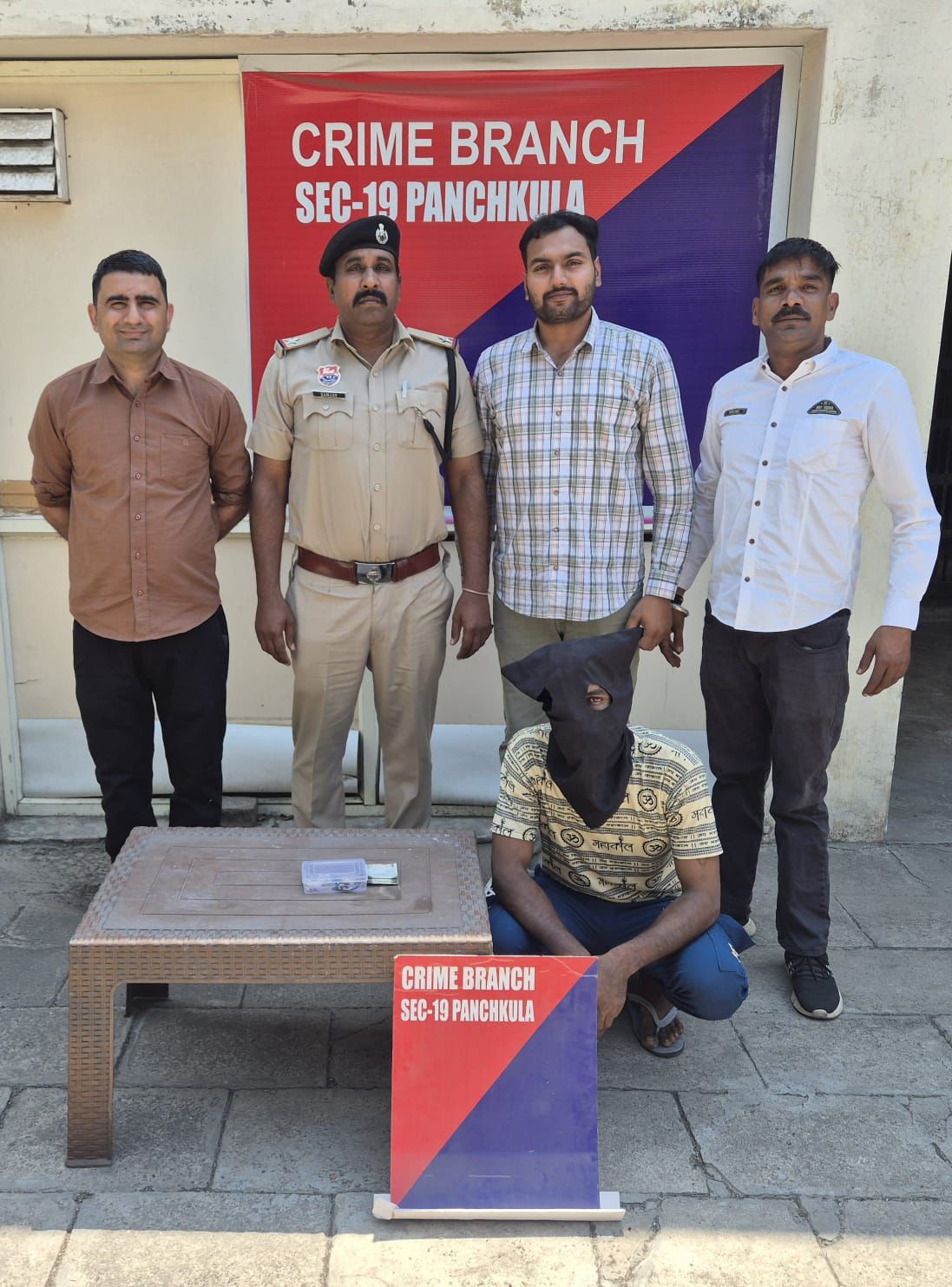 Panchkula: अलमारी से लाखों के जेवर व नकदी चोरी करने वाला आरोपी गिरफ्तार, सामान बरामद