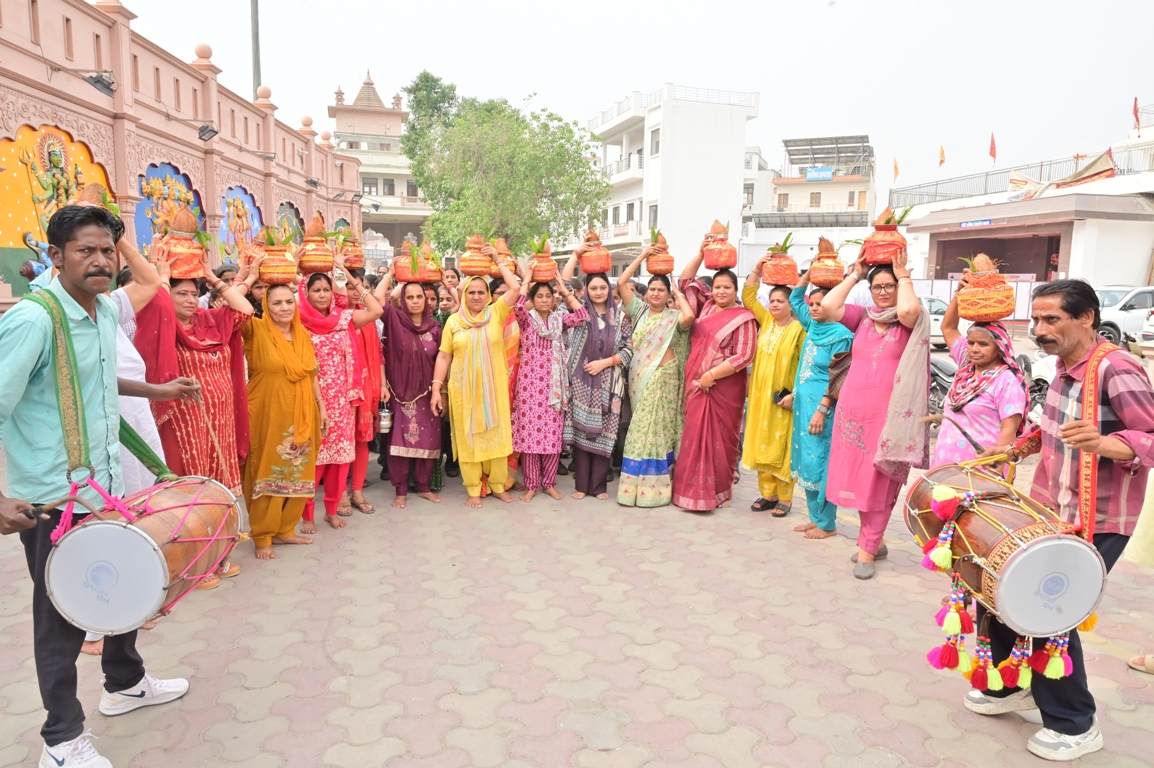 Panipat: सोमनाथ स्वाभिमान पर्व के उपलक्ष्य में भव्य कलश यात्रा का आयोजन