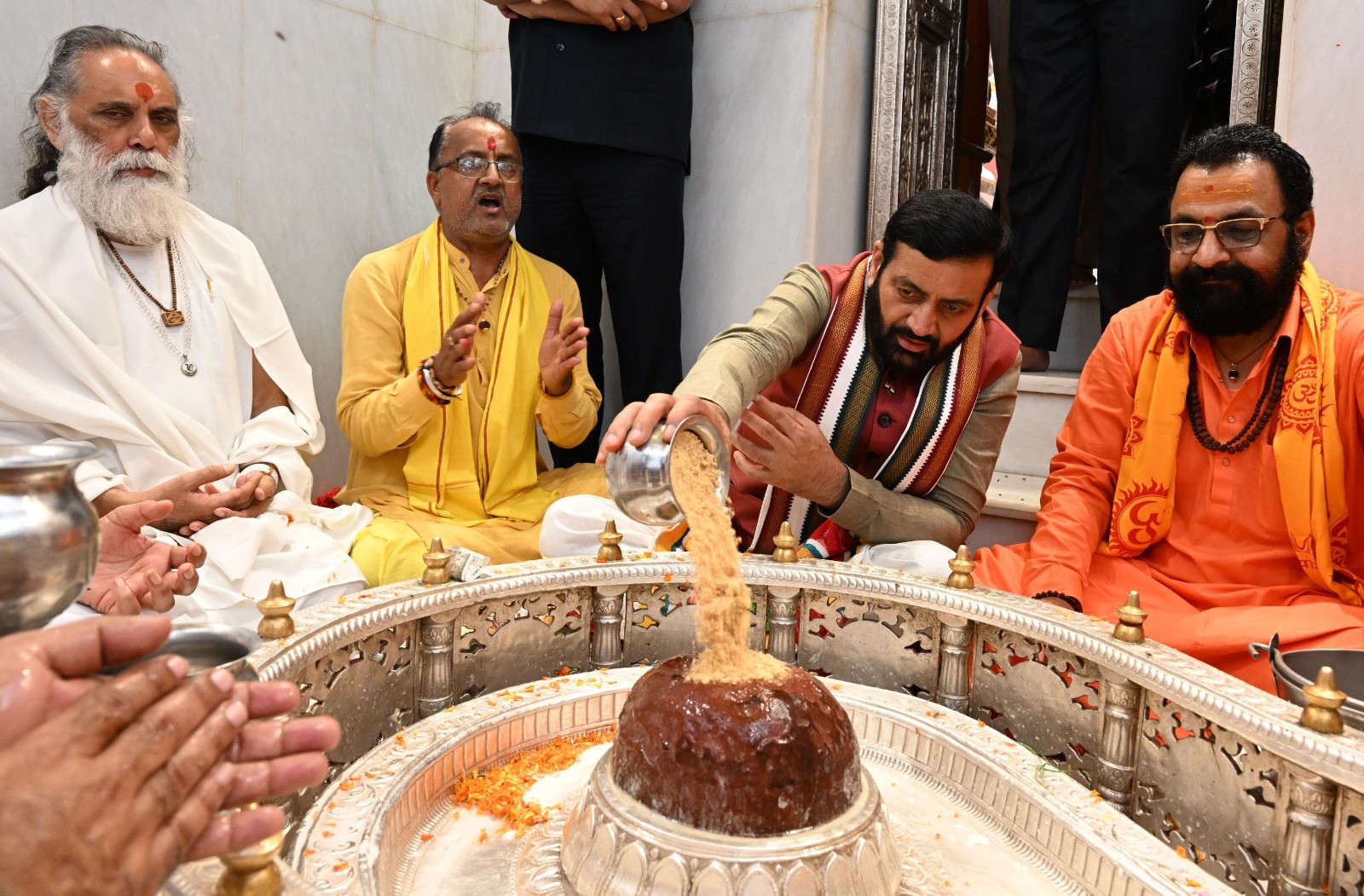 Kurukshetra: मुख्यमंत्री नायब सिंह सैनी ने संगमेश्वर महादेव मंदिर में की विशेष पूजा