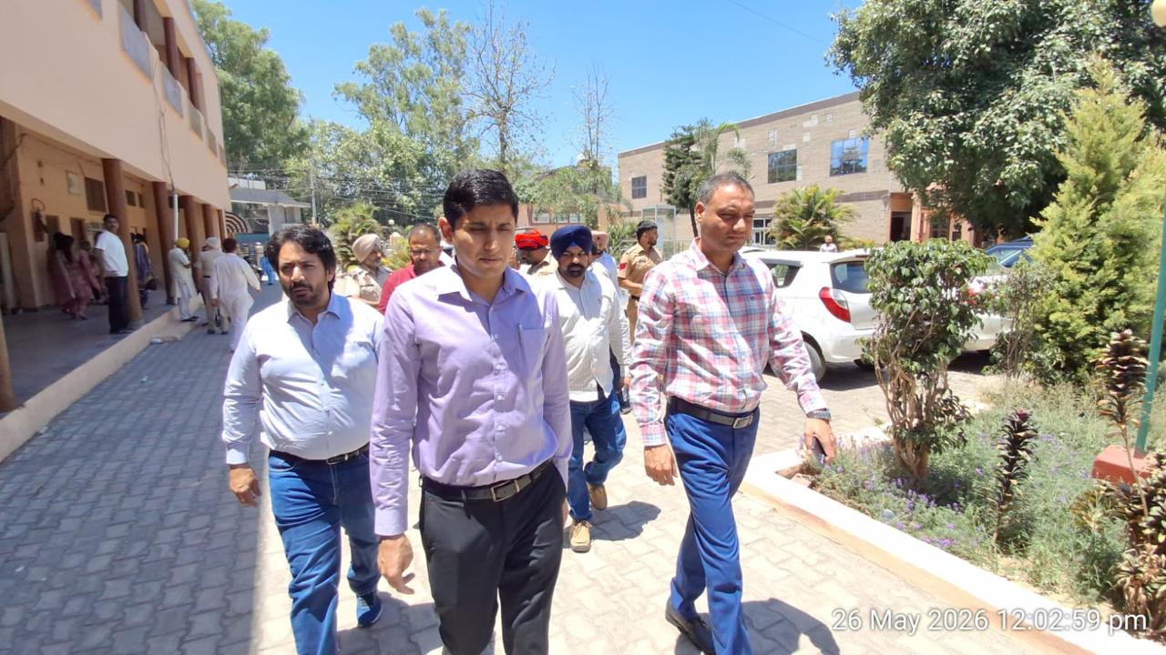 Hoshiarpur: नगर परिषद चुनाव: ज़िले की 6 नगर परिषदों में हुआ 66.21 प्रतिशत मतदान, चुनाव प्रक्रिया रही शांतिपूर्ण