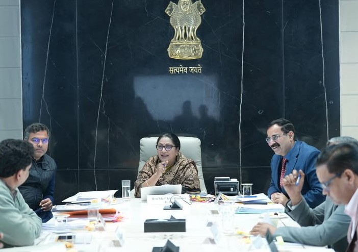 New Delhi: दिल्ली सरकार की ‘वन टाइम एमनेस्टी योजना’ को मंजूरी, जम्मू-कश्मीर प्रवासी परिवारों को बड़ी राहत