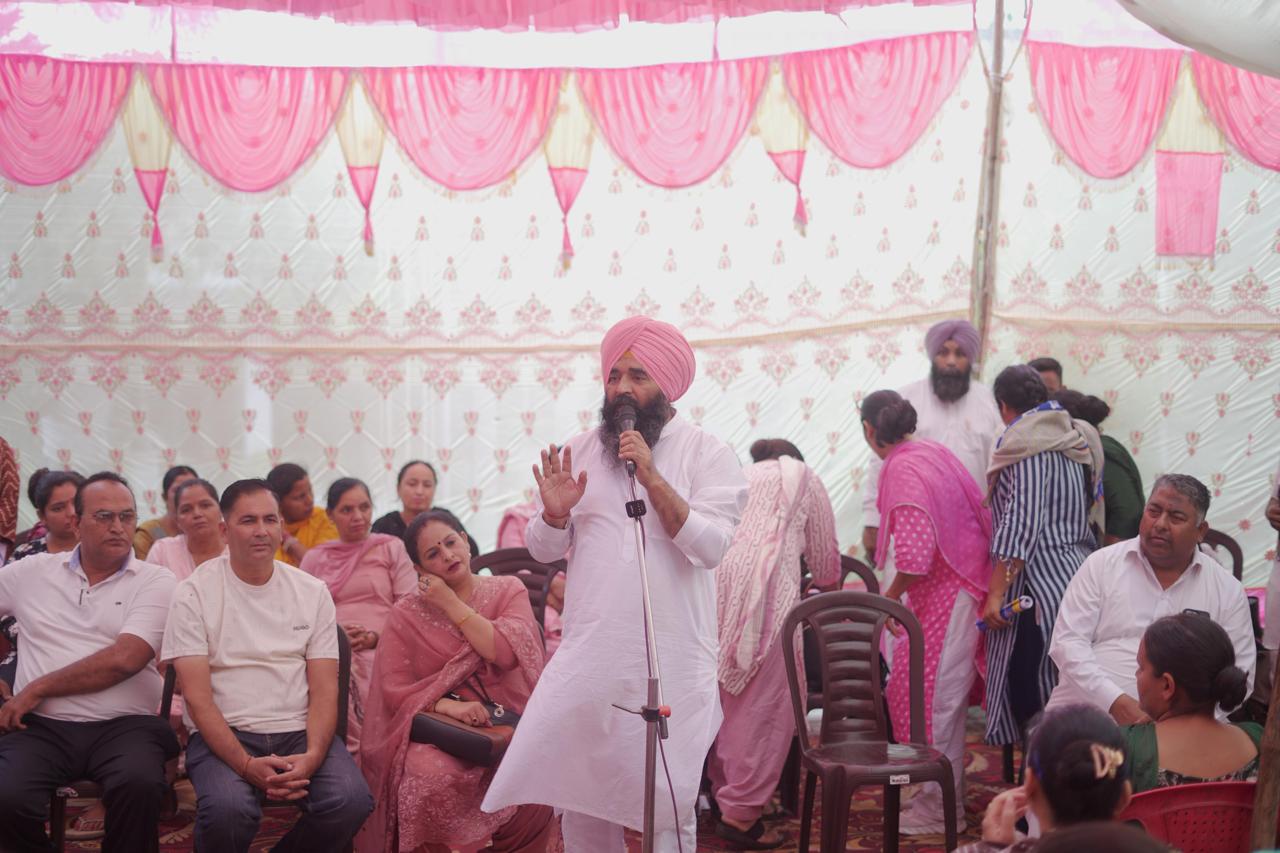 Chandigarh: मावां-धीयाँ सम्मान योजना का लाभ हर पात्र महिला तक पहुंचाना हमारा संकल्प: डिप्टी स्पीकर जय कृष्ण सिंह रौड़ी