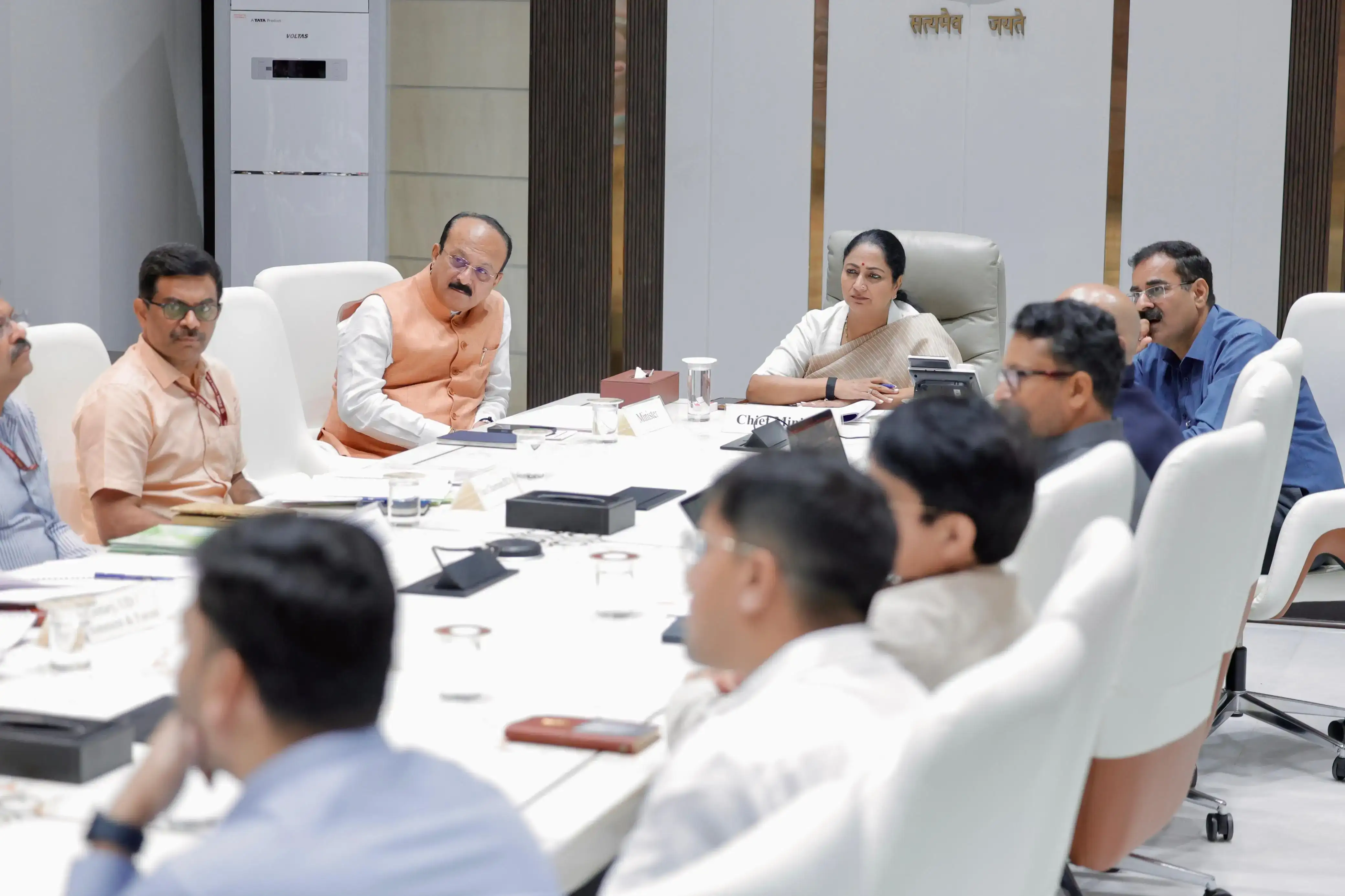New Delhi: दिल्ली में 20 लाख लोगों को मिलेगा पक्का घर, झुग्गी पुनर्वास योजना का बड़ा ऐलान