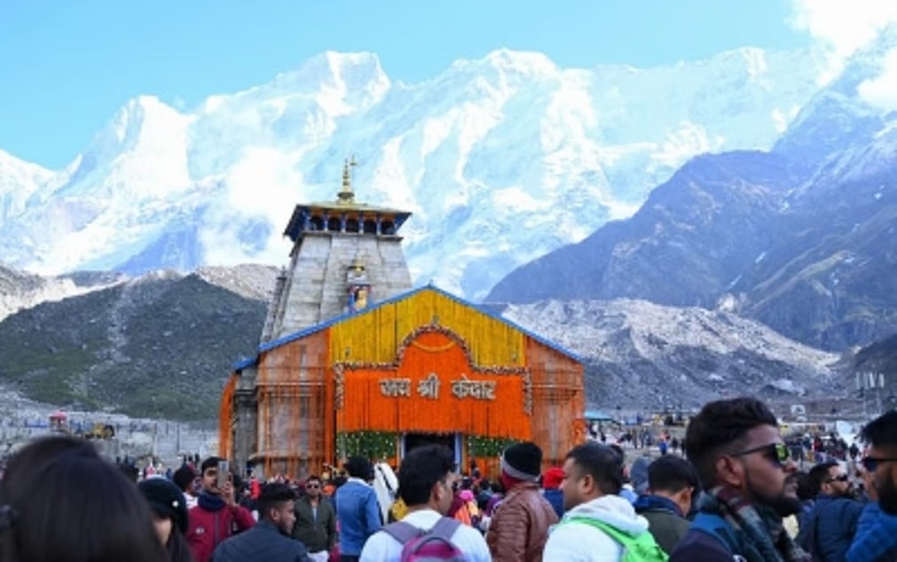 Kedarnath: 12 हजार फीट की ऊंचाई पर तैनात स्वास्थ्य शिविर ने रचा इतिहास, 44 दिनों में एक लाख से अधिक श्रद्धालुओं को मिला चिकित्सा लाभ