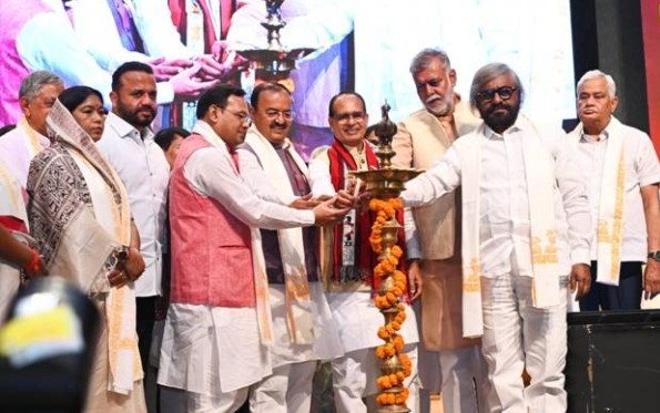 New Delhi: ग्रामीण महिलाओं को सशक्त बनाने की नई पहल, 'लखपति दीदी डैशबोर्ड' और 'शी लीप्स' लॉन्च