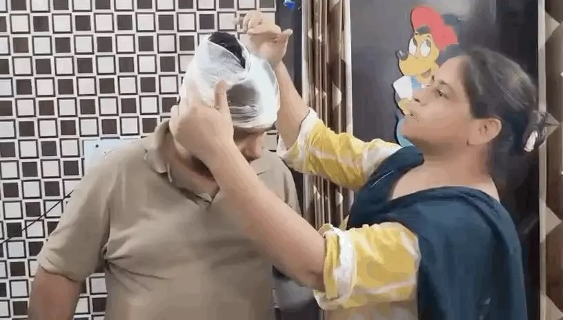कार पार्किंग को लेकर पड़ोसियों में झगड़ा, एक युवक का सिर फौड़ा