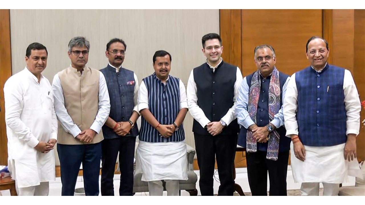 मोदी कैबिनेट में फेरबदल; संगठन में बदलाव की संभावना, क्या तरुण चुघ और राघव चड्ढा की किस्मत चमकेगी ?