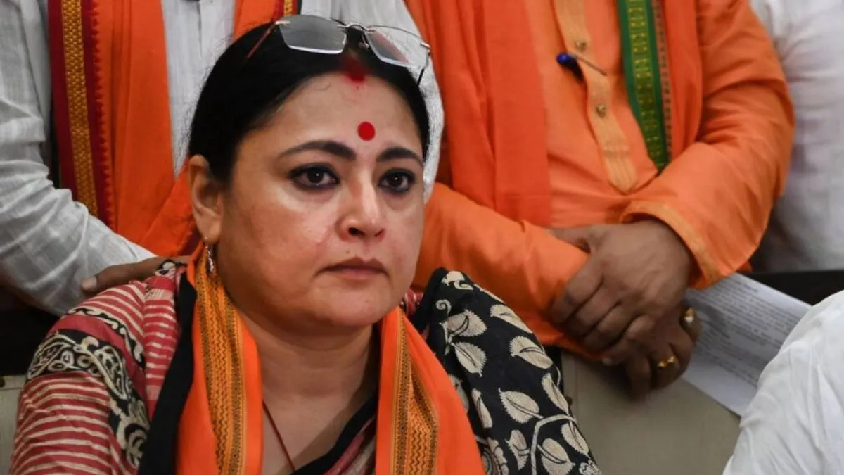 Kolkata: श्यामा प्रसाद मुखर्जी की जयंती पर अग्निमित्रा पाल ने उठाए विकास, कानून-व्यवस्था और राजनीति पर सवाल