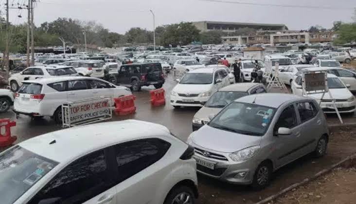 Chandigarh: हाईकोर्ट के बाहर बनी ग्रीन पार्किंग शुरू, 700 से ज्यादा वाहनों को मिलेगी जगह