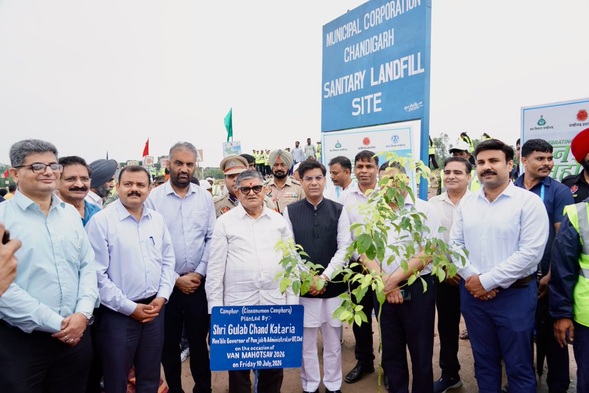 Chandigarh: पौधे लगाने के आंकड़ों पर चंडीगढ़ प्रशासक का तंज, बोले- गिनती नहीं, पेड़ों की देखभाल जरूरी
