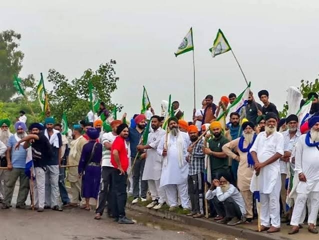 दोहरी चिंता: किसानों को महापंचायत स्थल तक पहुँचने से रोकने के लिए हरियाणा ने दिल्ली बॉर्डर सील किया