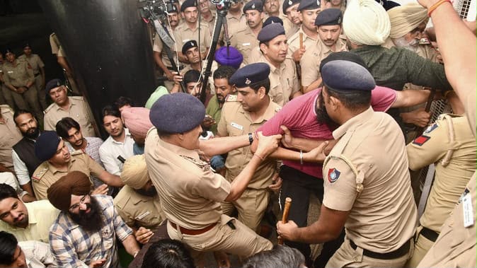 Chandigarh: होनहार वैज्ञानिक बनने का सपना अधूरा छोड़ गई ज्योति, मौत पर उठे सवाल; पीयू कैंपस की सुरक्षा व्यवस्था कटघरे में