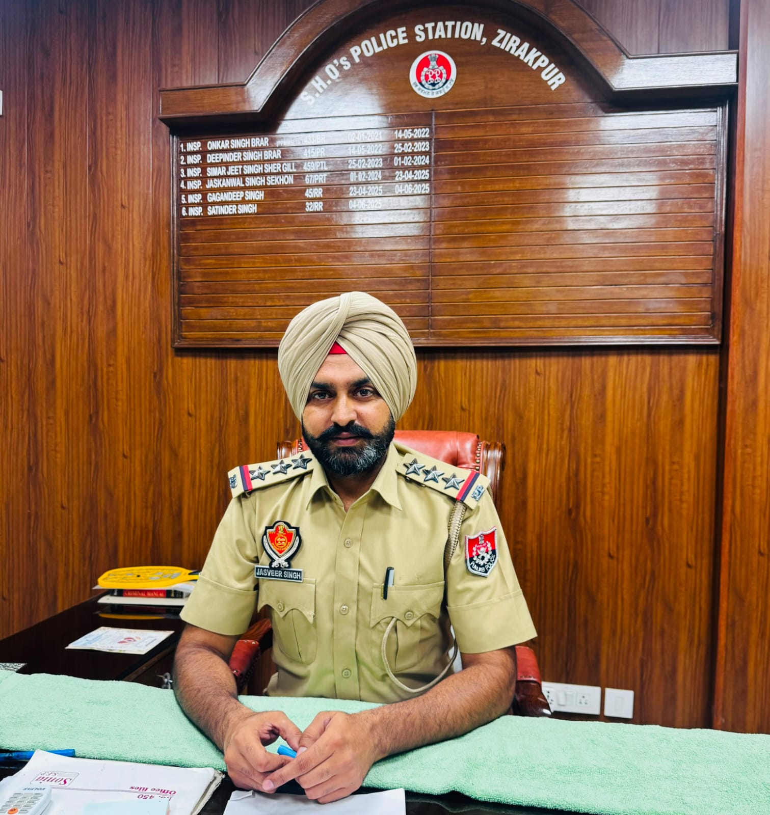 Zirakpur: जीरकपुर में पुलिस नेतृत्व बदला, नए एसएचओ जसबीर सिंह तूर बोले— अपराध और नशा तस्करी पर होगी कड़ी कार्रवाई