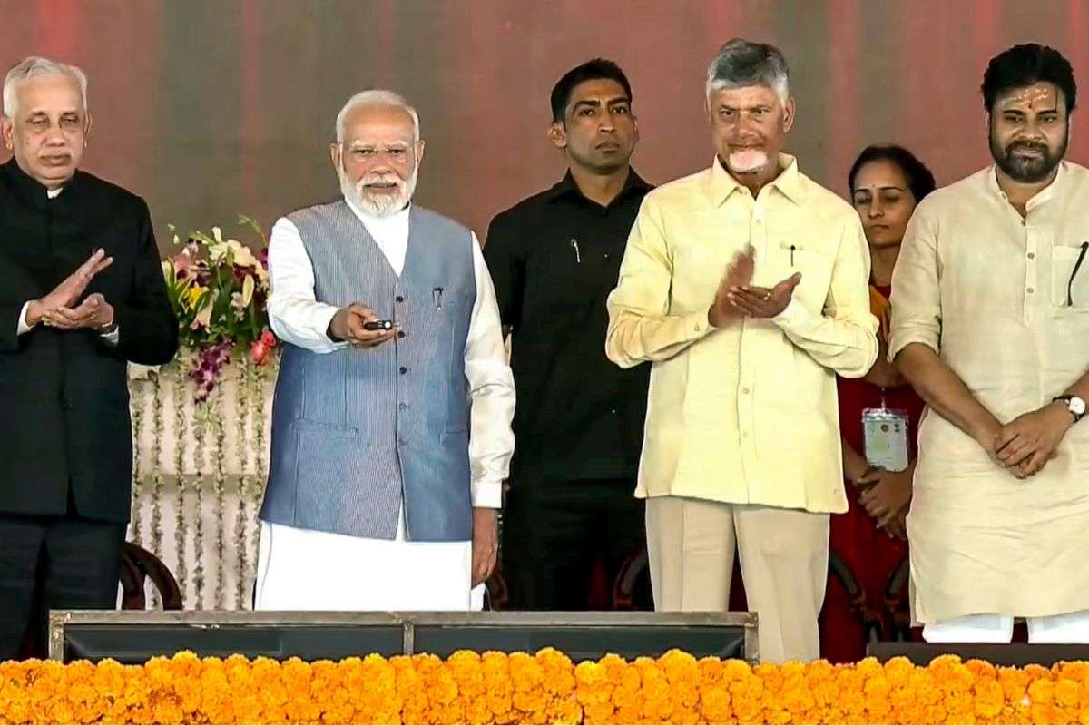 Bhogapuram: आंध्र प्रदेश में विकास का नया अध्याय, पीएम मोदी ने एयरपोर्ट, सेमीकंडक्टर और ऊर्जा परियोजनाओं को दी रफ्तार