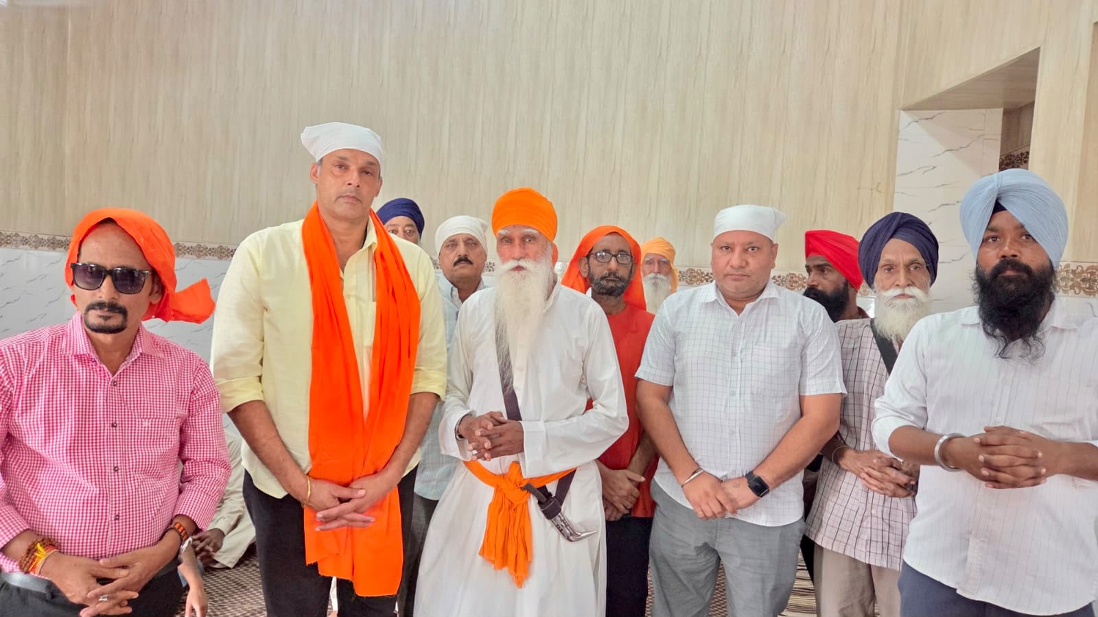 Derabassi: गुरु रविदास जी की शिक्षाओं को जन-जन तक पहुंचाने का संकल्प, महमदपुर में स्थापित हुई काशी की पवित्र मिट्टी