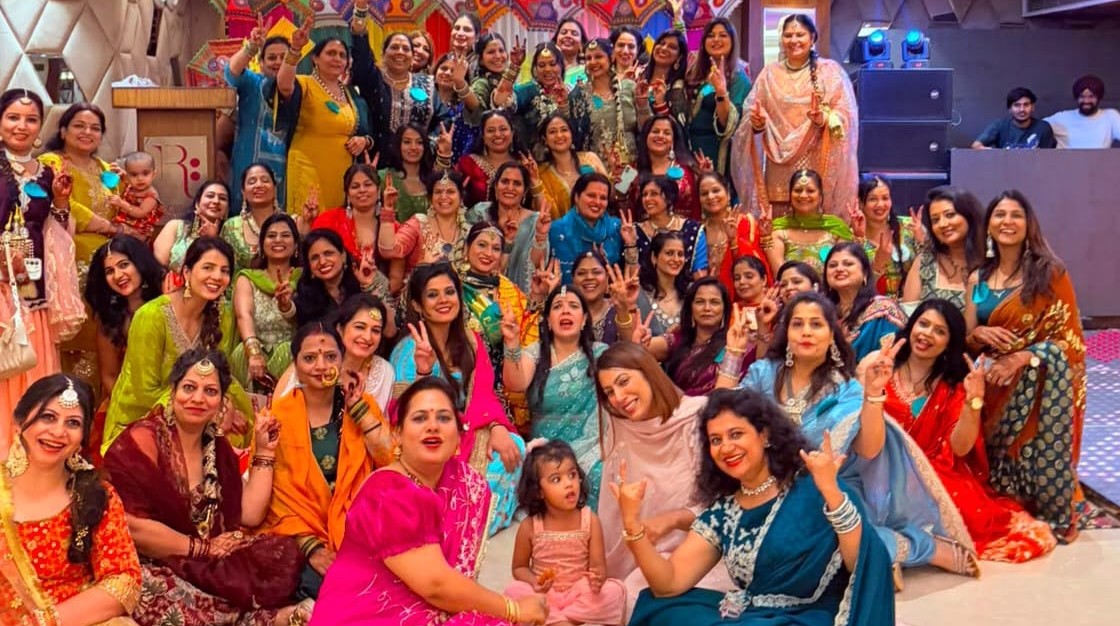 Zirakpur: गीत, गिद्दा और मेहंदी से सजा तीज उत्सव, महिलाओं ने जमकर मनाई खुशियां; अनुप्रिया कालरा चुनी गईं तीज क्वीन