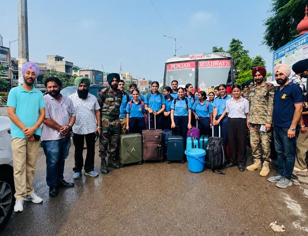Amritsar: देशभक्ति के नारों से गूंजा अमृतसर, 600 एनसीसी कैडेट दस दिवसीय कैंप के लिए रवाना