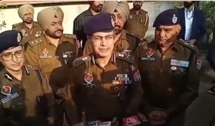 जालंधर में आप नेता की हत्या:  गुरुद्वारे में मत्था टेककर निकले थे लक्की ओबेराॅय, सामने आई सीसीटीवी फुटेज