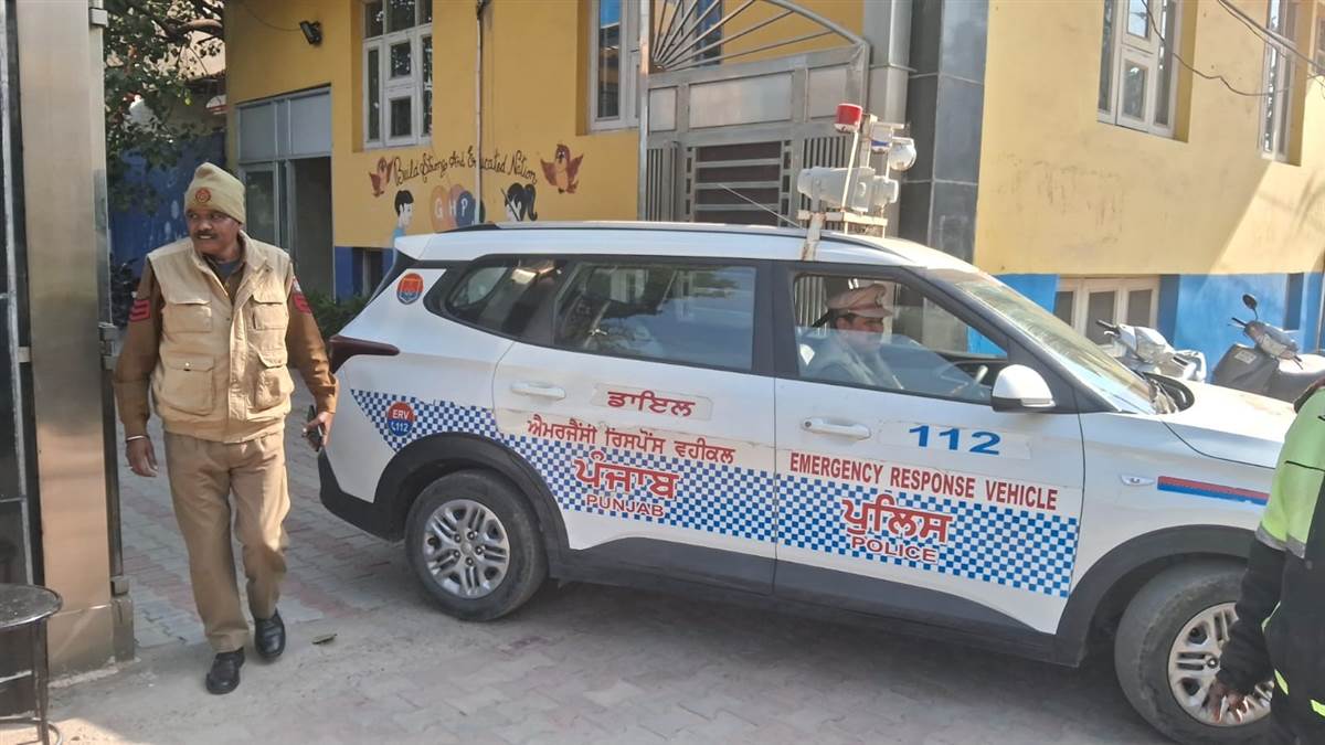 गुरु हरकृष्ण पब्लिक स्कूल को बम से उड़ाने की धमकी, छात्रों की कराई गई छुट्टी