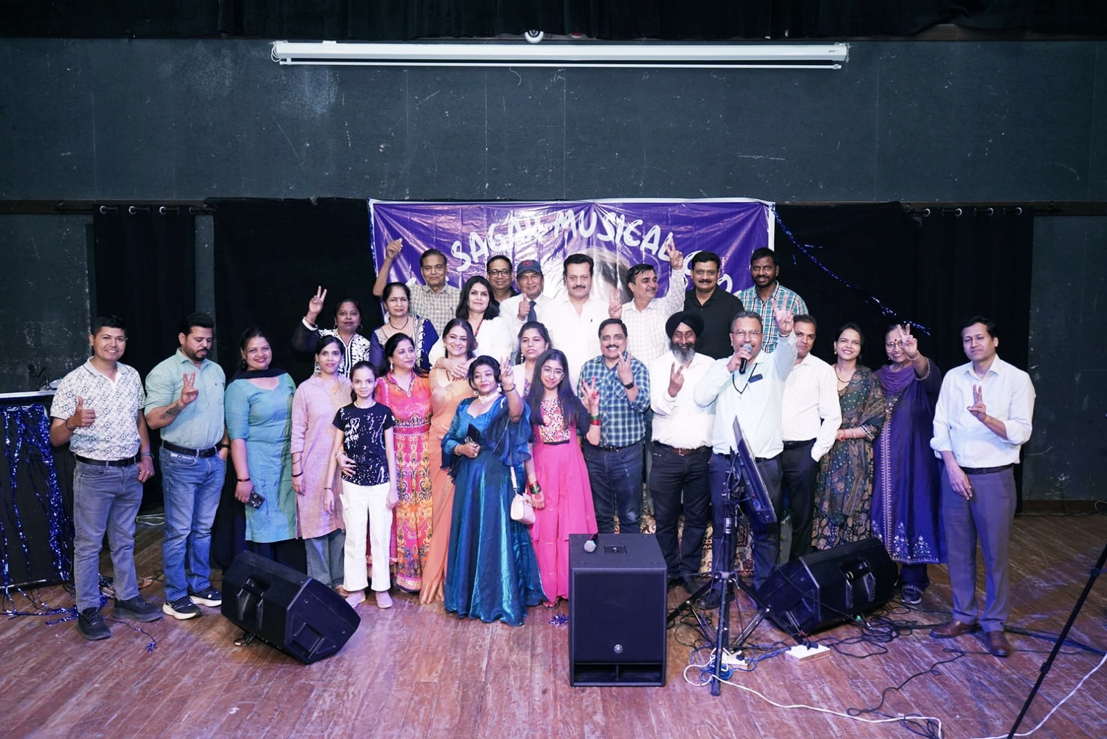 Chandigarh: टैगोर थियेटर में सजी संगीत की महफिल में देर रात तक गूंजे सदाबहार नगमे