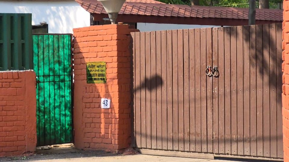 Chandigarh: पंजाब के मंत्री संजीव अरोड़ा गिरफ्तार, ED की बड़ी कार्रवाई से पंजाब की राजनीति में भूचाल