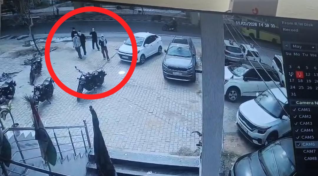 Zirakpur: जीरकपुर में भाजपा दफ्तर पर नकाबपोशों का हमला