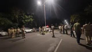 चंडीगढ़ में देर रात मुठभेड़; बदमाश की तलाश में पुलिस ने की घेराबंदी, इलाके में दहशत