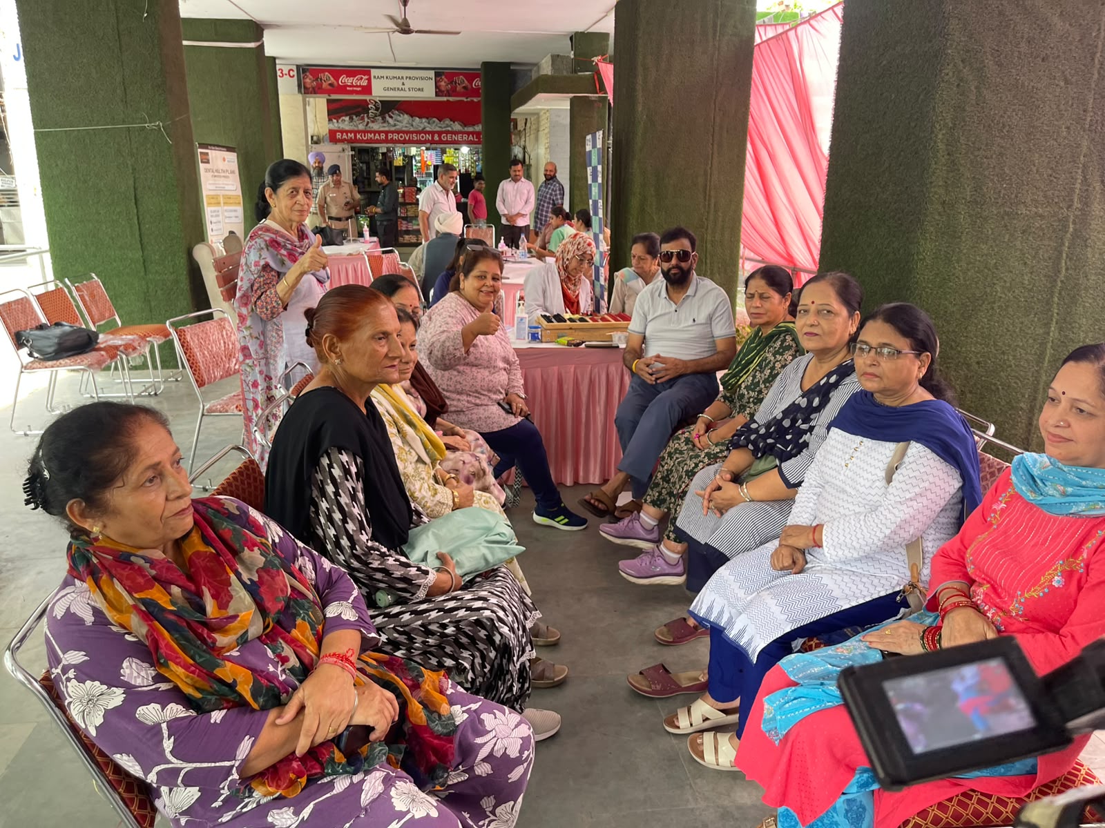 Chandigarh: जनसेवा की मिसाल: सर्वविताएं फाउंडेशन ने लगाया मुफ्त मेडिकल कैंप, सैकड़ों लोगों को मिला स्वास्थ्य लाभ