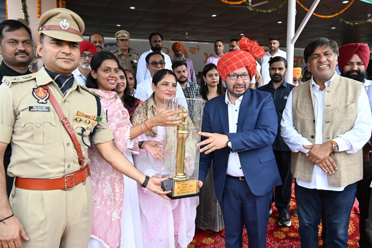 Hoshiarpur: पंजाब के विकास को नई रफ्तार, शहीदों के सपनों वाला ‘रंगला पंजाब’ बनाएंगे : रवजोत सिंह