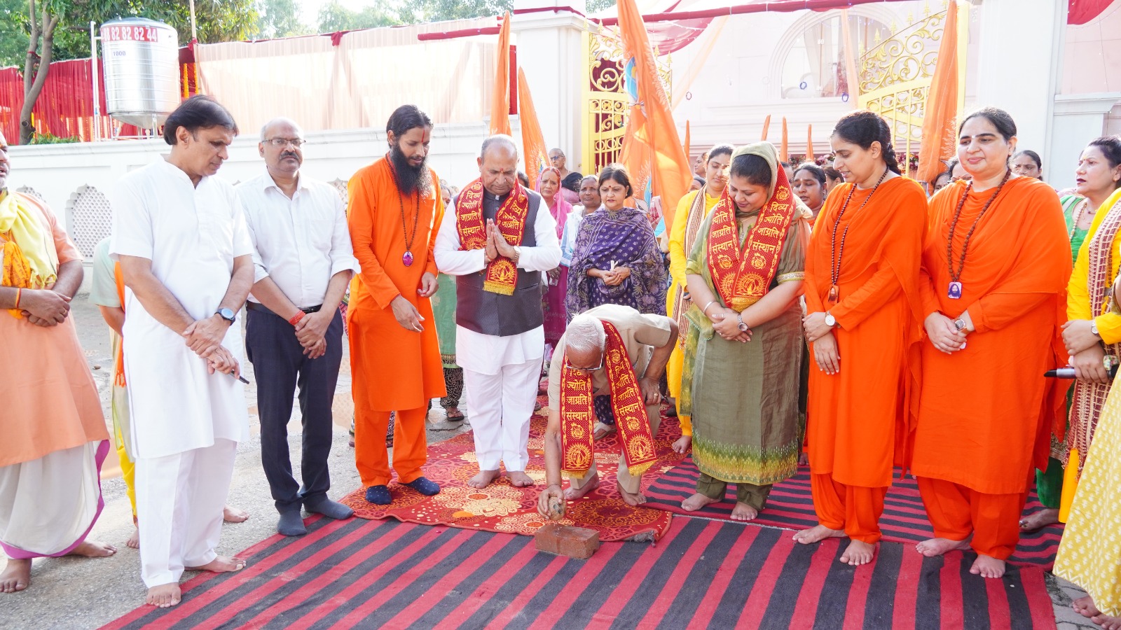 Panchkula: भगवान शिव कथा के प्रचार को निकली संध्या फेरी, सेक्टर-7 में गूंजे शिव भजन और जयकारे